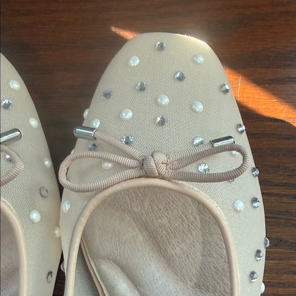 Gianni Bini Cream Rhinestone Flats - Picture 2 of 5
